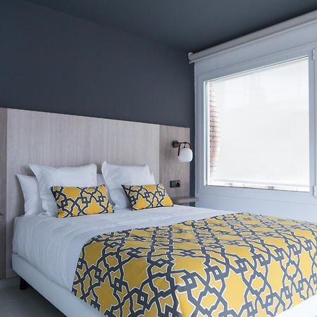 Apartamentos Las Torres Madrid Exteriör bild