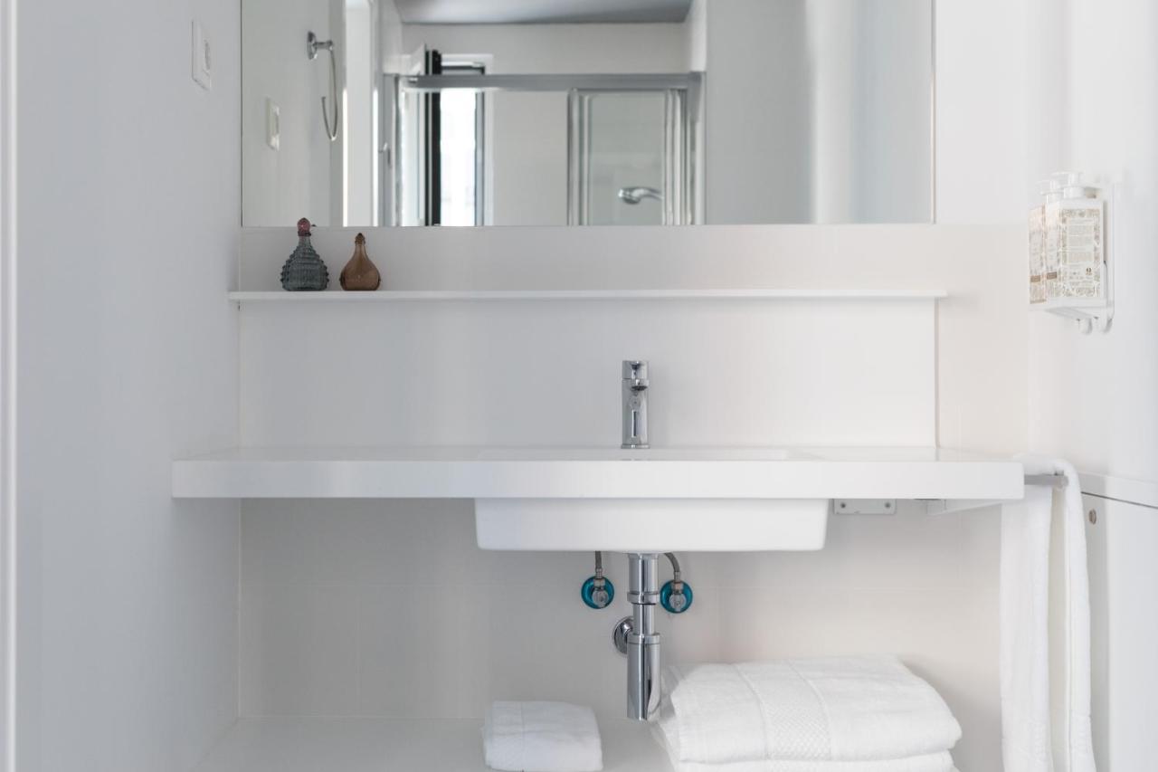 Apartamentos Las Torres Madrid Exteriör bild