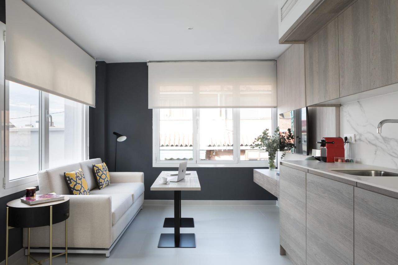 Apartamentos Las Torres Madrid Exteriör bild