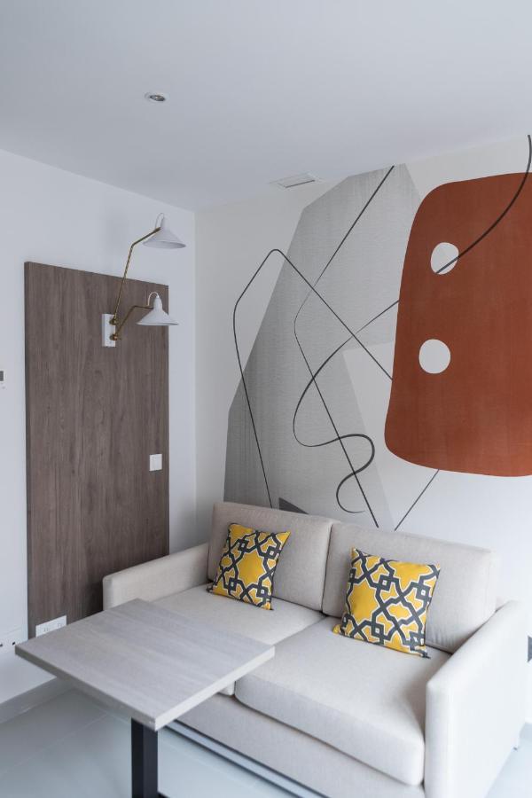 Apartamentos Las Torres Madrid Exteriör bild