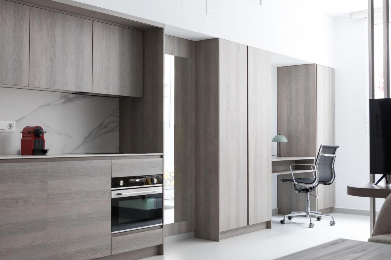 Apartamentos Las Torres Madrid Exteriör bild