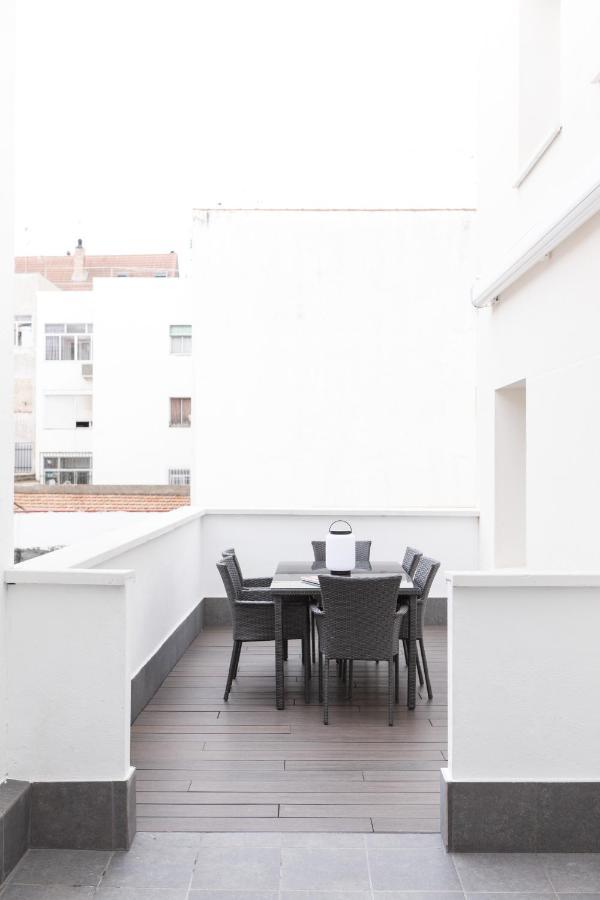Apartamentos Las Torres Madrid Exteriör bild